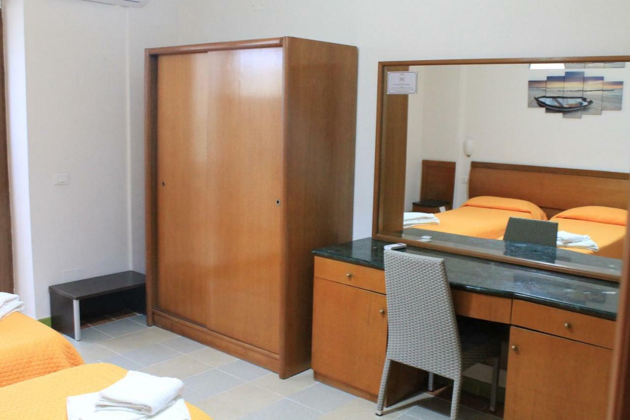 B&B Palazzo Manfredi Vieste, Fronte Mare Con Parcheggio Ngoại thất bức ảnh