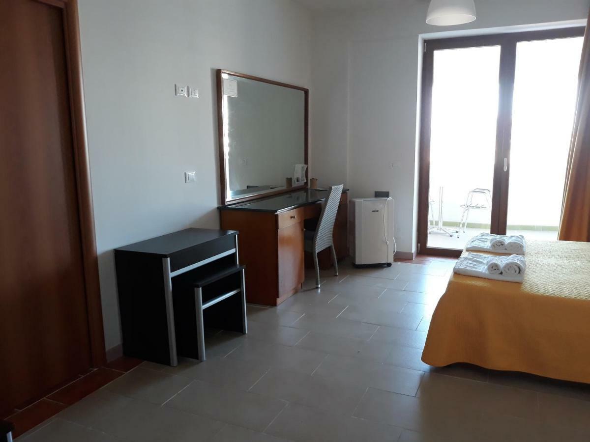 B&B Palazzo Manfredi Vieste, Fronte Mare Con Parcheggio Ngoại thất bức ảnh